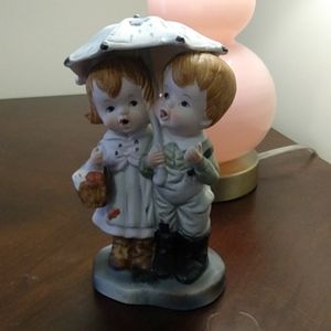 Vintage Royal Crown Figurine Made in Taiwan